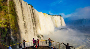 Curiosidades Cataratas do Iguaçu: conheça mais sobre o conjunto de quedas d'água